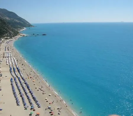 Marathes Áyios Nikítas