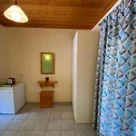 شقة فندقية Marathes 4*