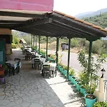 Marathes شقة فندقية 4*