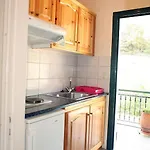 شقة فندقية Marathes 4*