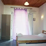 شقة فندقية Marathes 4*