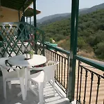 شقة فندقية Marathes Áyios Nikítas