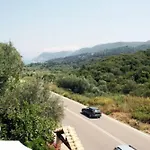 شقة فندقية Marathes
