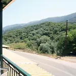 شقة فندقية Marathes Áyios Nikítas