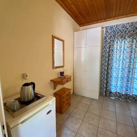 Marathes Studios Agios Nikitas