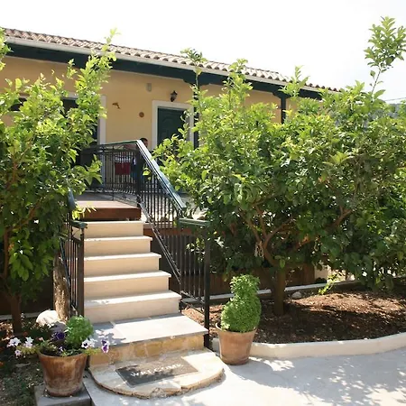 Apart-hotel Marathes Áyios Nikítas