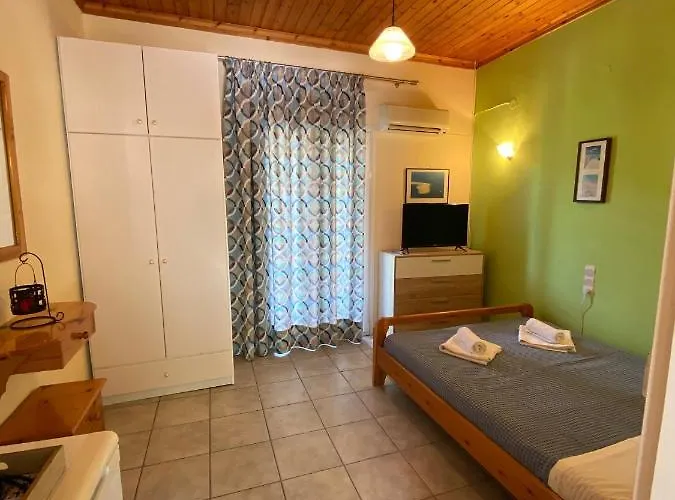 Apart-hotel Marathes