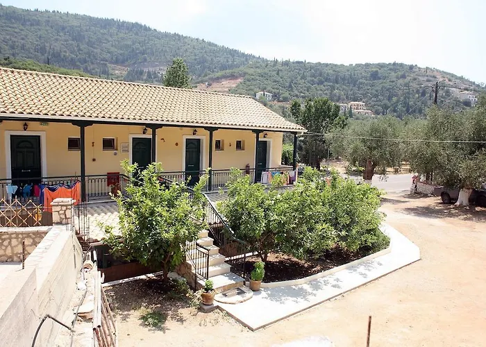 Apart-hotel Marathes