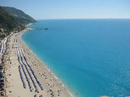 Marathes Áyios Nikítas